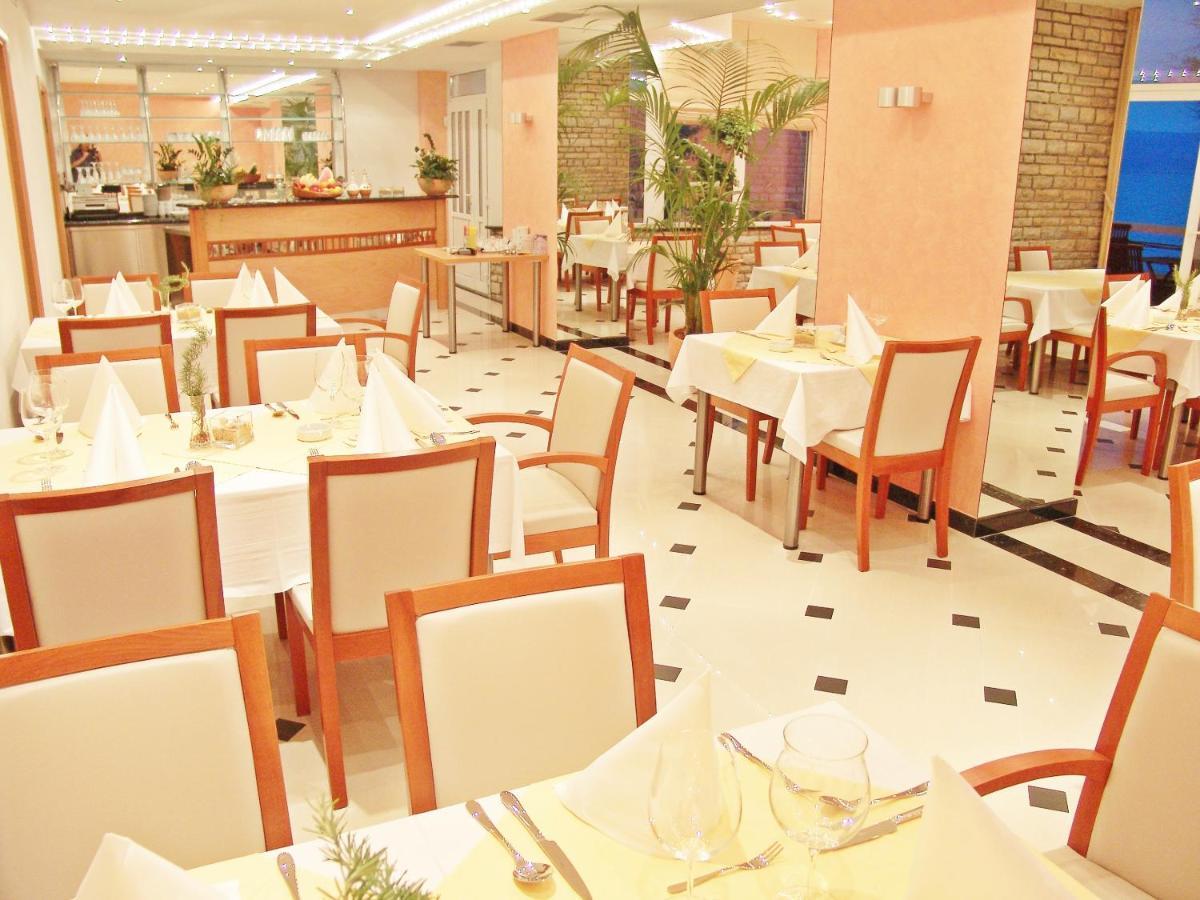 Hotel Sunce Подстрана Екстер'єр фото