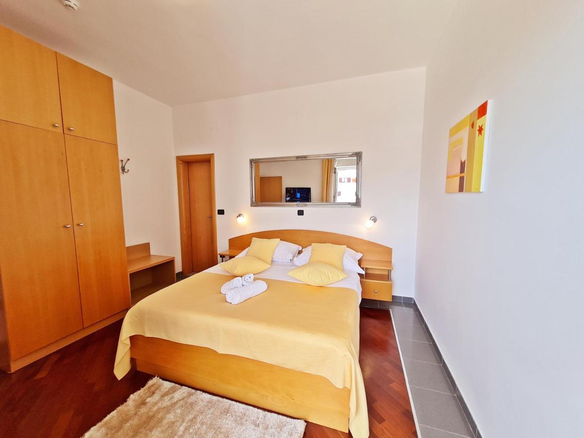 Hotel Sunce Подстрана Екстер'єр фото