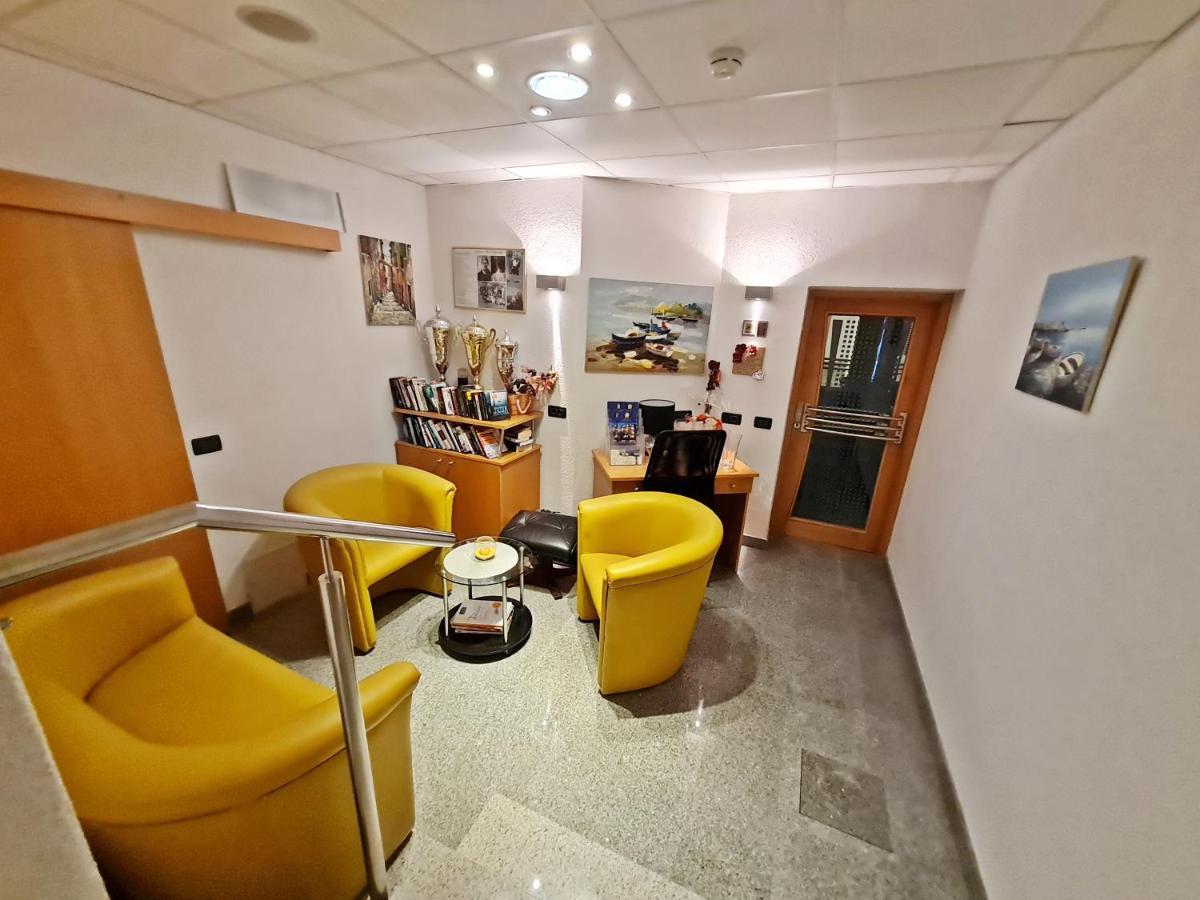 Hotel Sunce Подстрана Екстер'єр фото