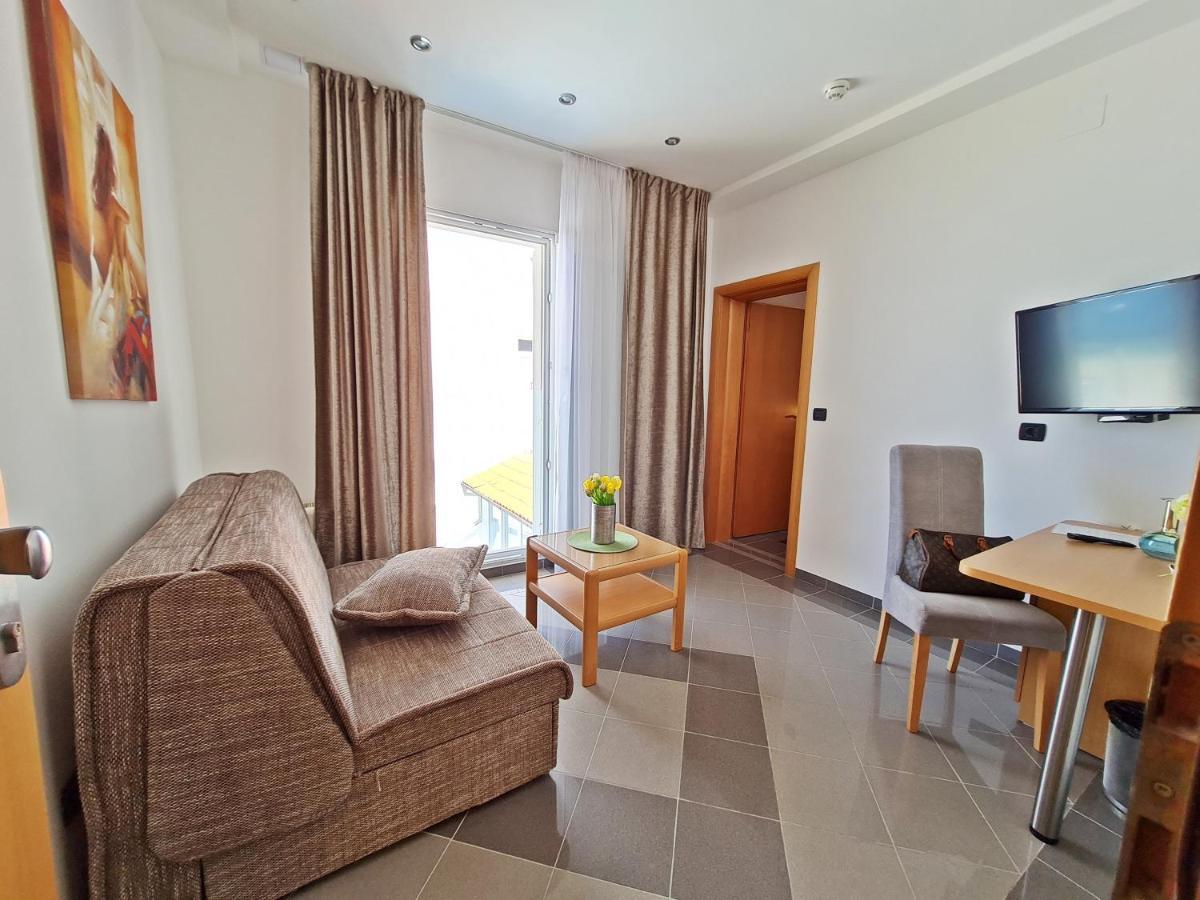 Hotel Sunce Подстрана Екстер'єр фото