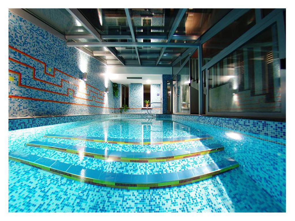 Hotel Sunce Подстрана Екстер'єр фото